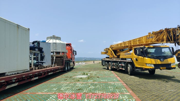 龍里油畫大草原滑雪場-暴雪機